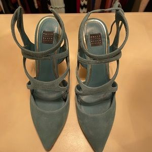 White House Black Market Teal Suede pumps (Size 7.5)